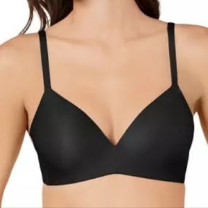 B.TEMPTD Black Future Foundation Wireless Bra - 38D